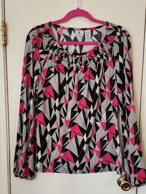 W by Worth Pink Black & White Geometric Long Sleeve Blouse